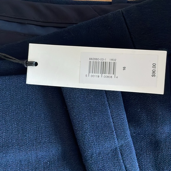 Banana Republic Skinny Sloane pants in navy. - Picture 6 of 6